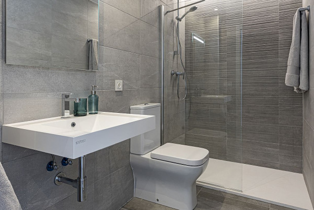 Image No.6-2 Bed Bungalow for sale