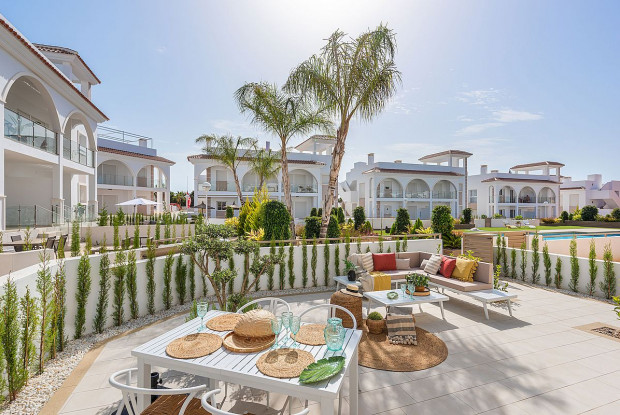 Image No.9-2 Bed Bungalow for sale