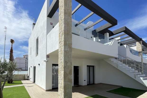 Image No.1-Maison de ville de 3 chambres à vendre à Orihuela Costa