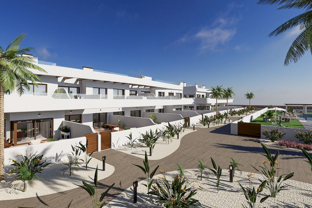Image No.18-3 Bed Apartment for sale