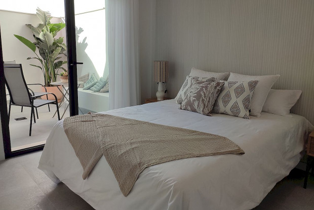 Image No.4-2 Bed Bungalow for sale