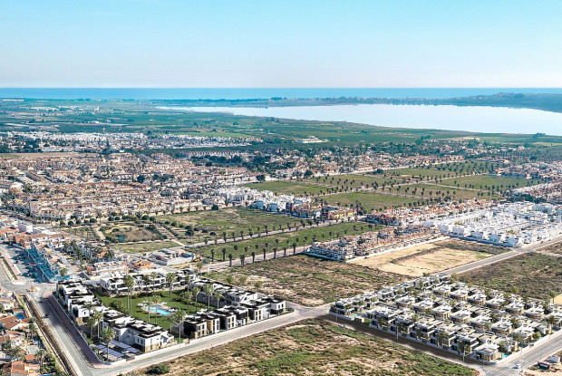 Image No.15-2 Bed Bungalow for sale