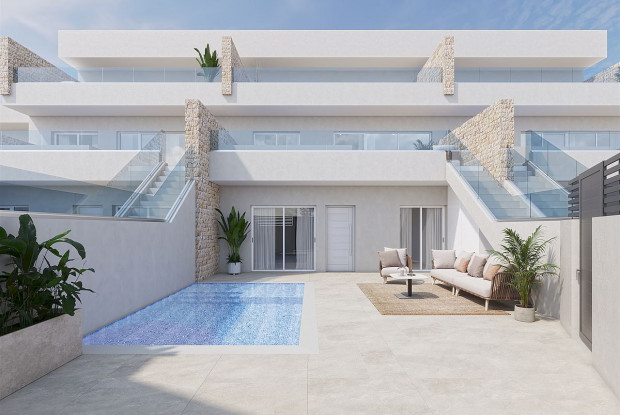 Image No.1-3 Bed Townhouse for sale