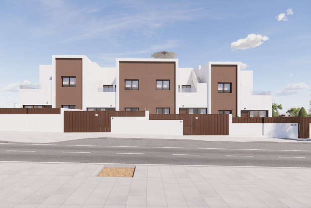 Image No.14-3 Bed Townhouse for sale