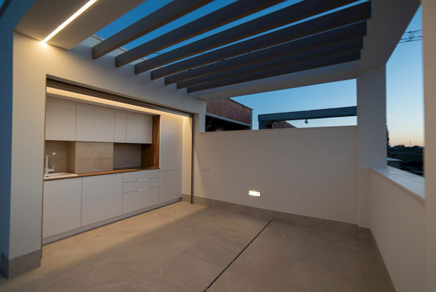 Image No.18-3 Bed Chalet for sale