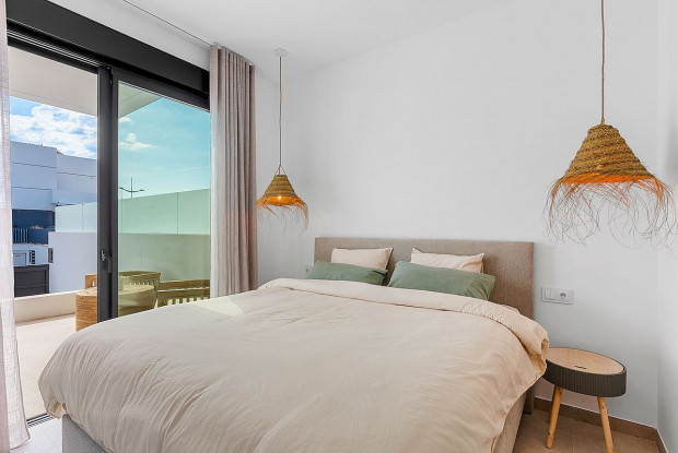 Image No.4-3 Bed Chalet for sale