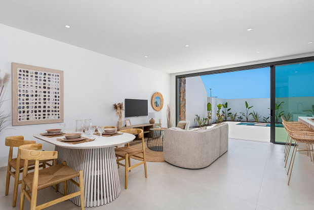 Image No.8-3 Bed Villa for sale