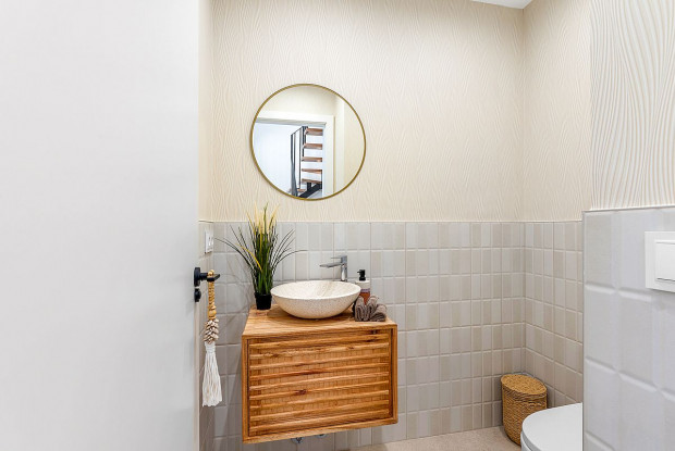 Image No.21-3 Bed Chalet for sale