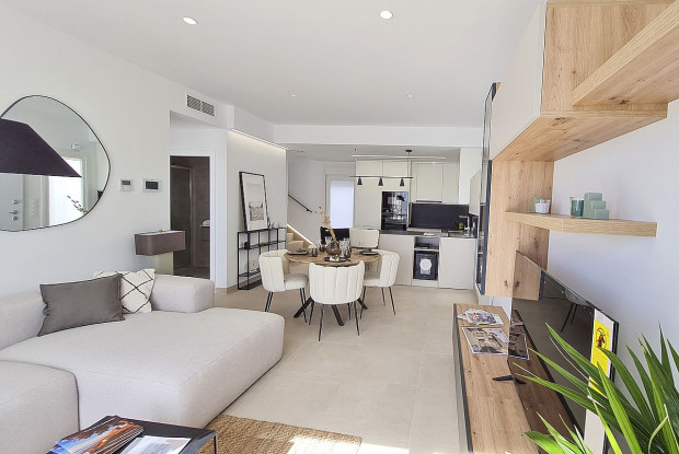 Image No.17-3 Bed Chalet for sale