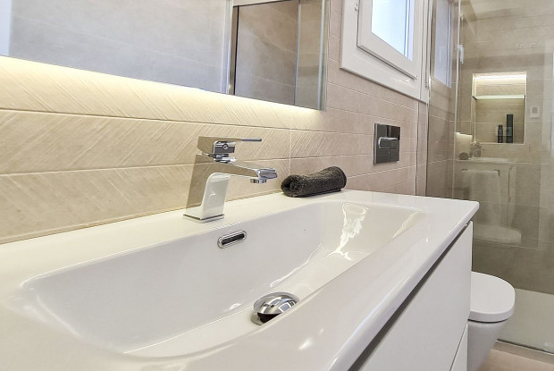 Image No.19-3 Bed Chalet for sale