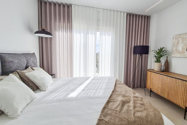 Image No.5-3 Bed Chalet for sale