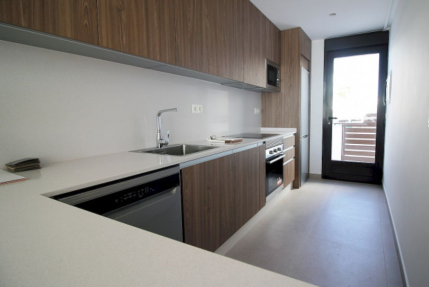 Image No.3-4 Bed Chalet for sale