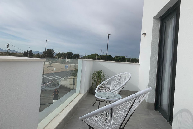 Image No.19-3 Bed Chalet for sale