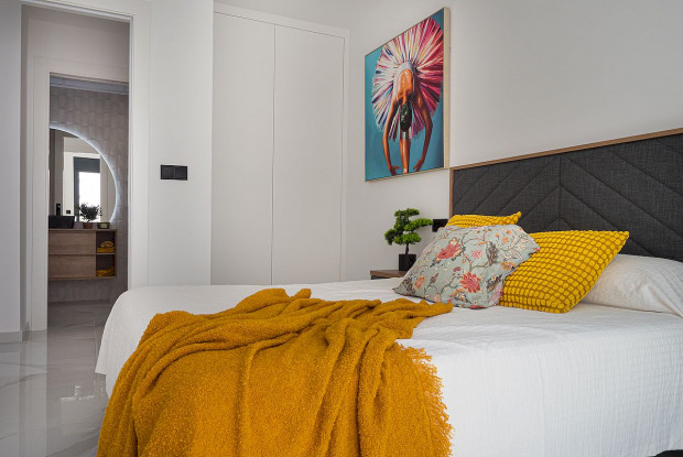 Image No.22-3 Bed Chalet for sale