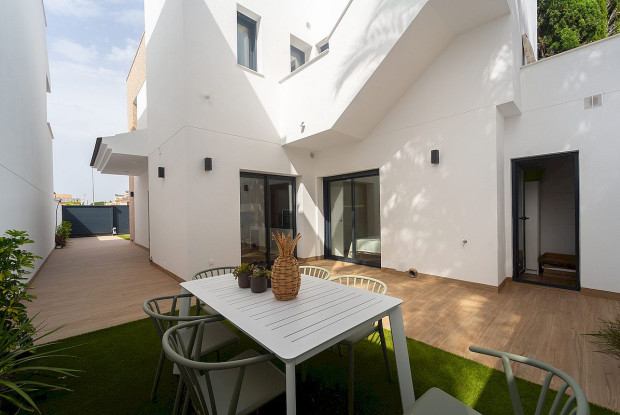 Image No.11-3 Bed Villa for sale