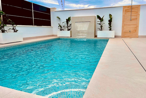 Image No.10-3 Bed Chalet for sale