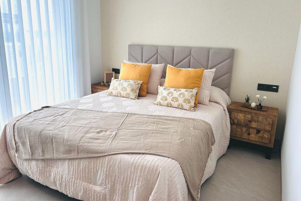 Image No.4-3 Bed Chalet for sale