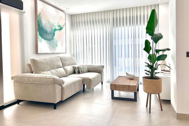 Image No.7-3 Bed Chalet for sale