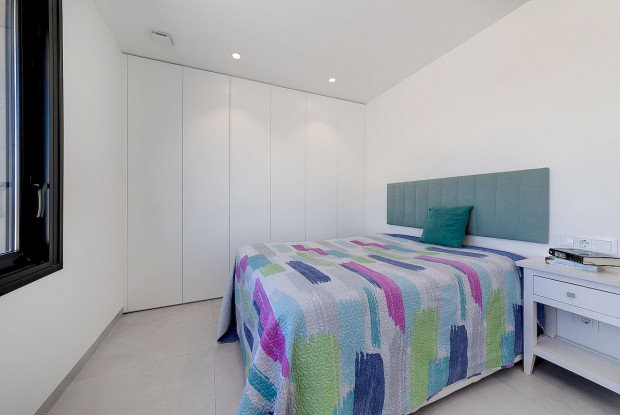 Image No.5-3 Bed Villa for sale