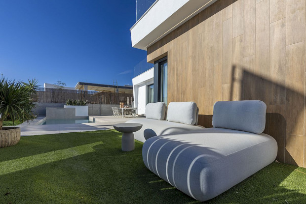 Image No.9-3 Bed Villa for sale