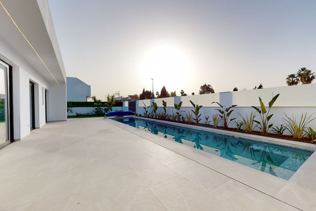 Image No.19-3 Bed Villa for sale