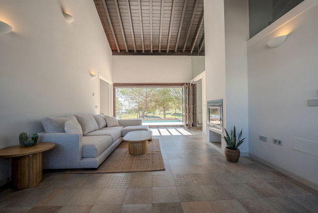 Image No.7-3 Bed Chalet for sale