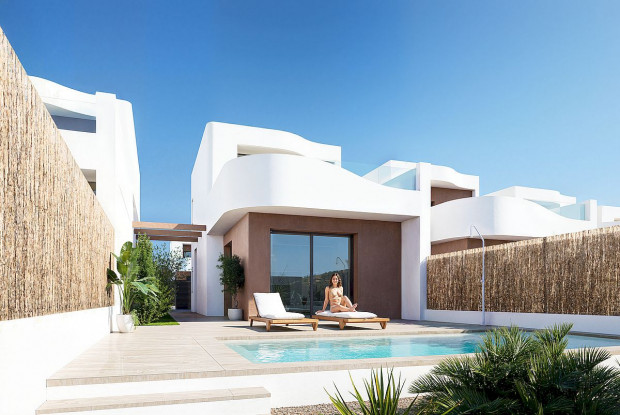 Image No.4-3 Bed Villa for sale