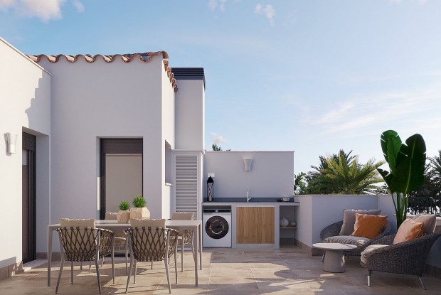 Image No.9-2 Bed Townhouse for sale