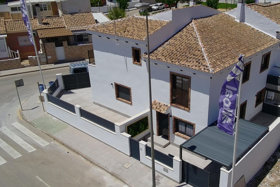 Photo 6