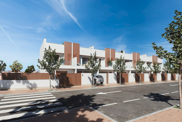 Image No.2-3 Bed Townhouse for sale