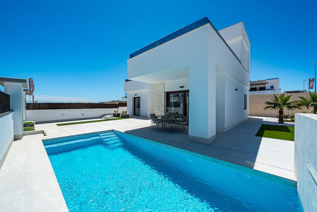 Image No.21-3 Bed Villa for sale