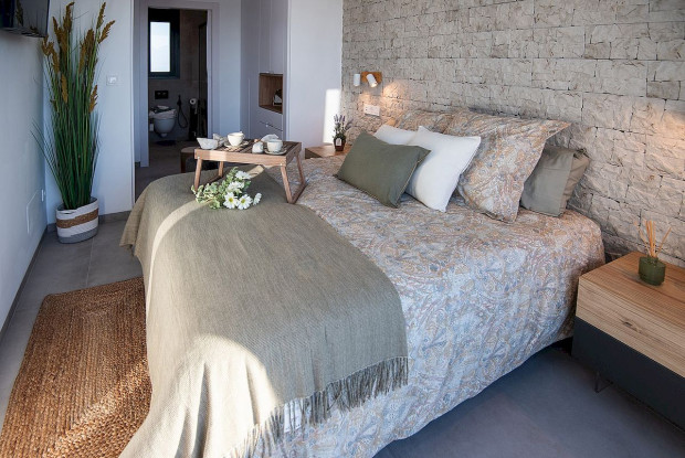 Image No.4-3 Bed Chalet for sale