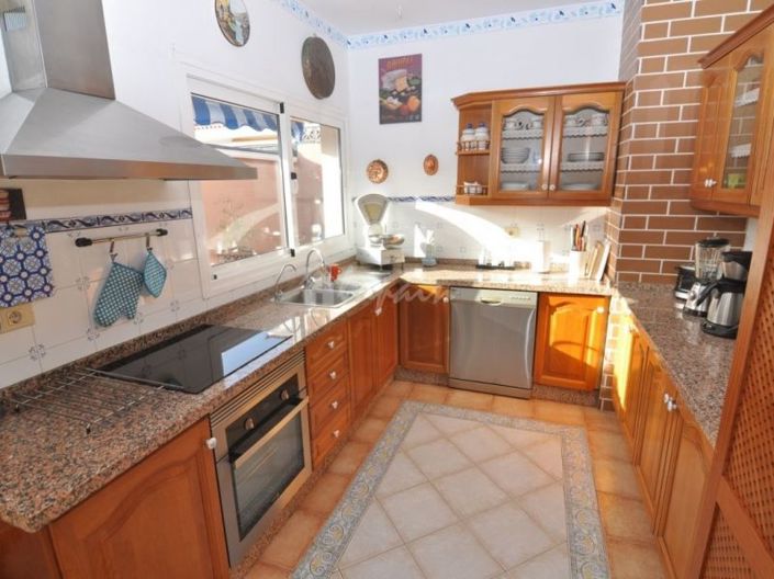 Image No.17-4 Bed Villa for sale