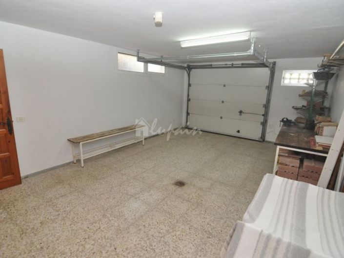 Image No.28-4 Bed Villa for sale