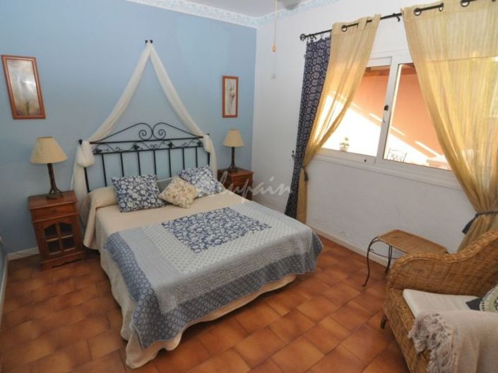 Image No.32-4 Bed Villa for sale