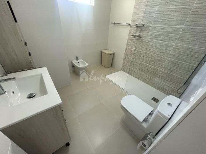 Image No.14-3 Bed Villa for sale