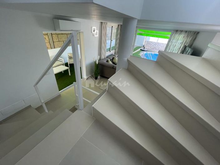 Image No.17-3 Bed Villa for sale