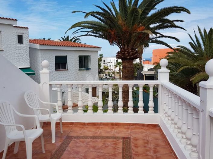 Image No.1-4 Bed Villa for sale