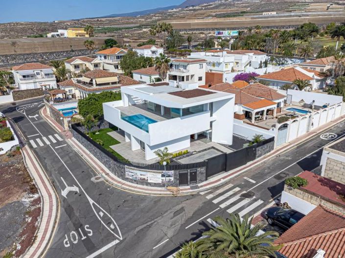 Image No.23-4 Bed Villa for sale