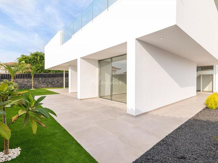 Image No.24-4 Bed Villa for sale