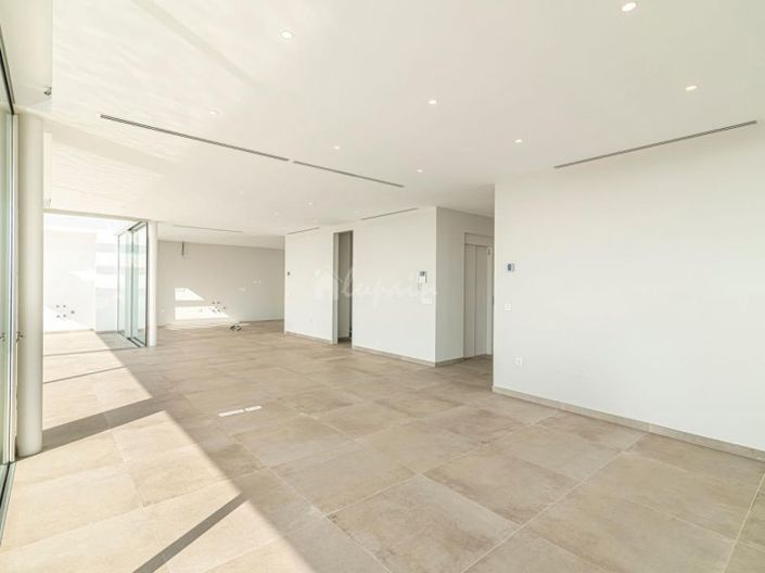 Image No.38-4 Bed Villa for sale