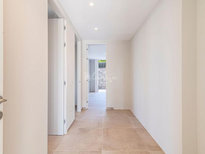 Image No.45-4 Bed Villa for sale