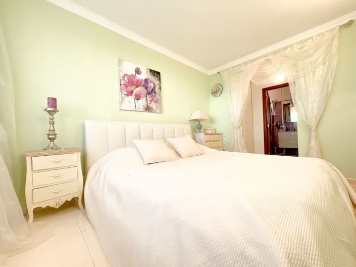 Image No.11-1 Bed Apartment for sale