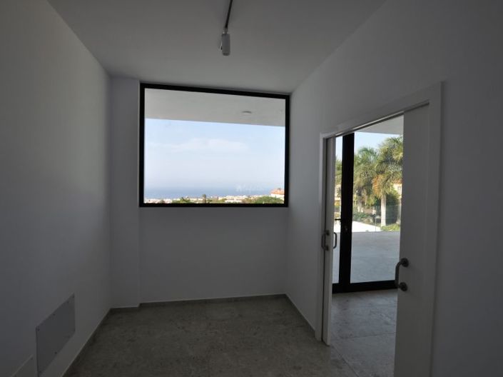 Image No.15-5 Bed Villa for sale