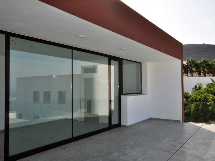 Image No.20-5 Bed Villa for sale