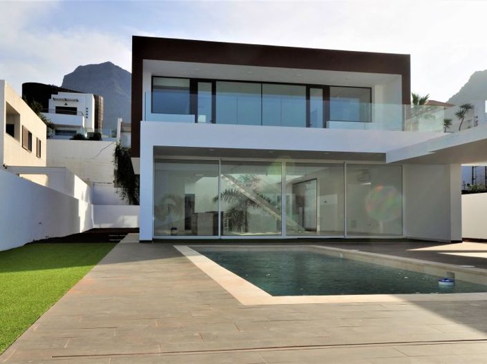 Image No.33-5 Bed Villa for sale