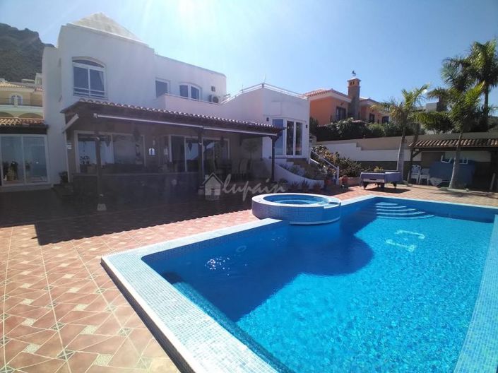 Image No.26-Villa de 4 chambres à vendre à Torviscas