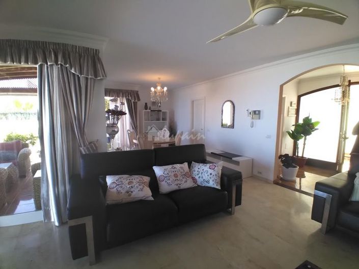 Image No.4-Villa de 4 chambres à vendre à Torviscas