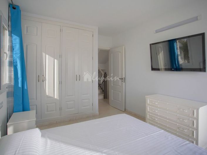 Image No.18-6 Bed Villa for sale