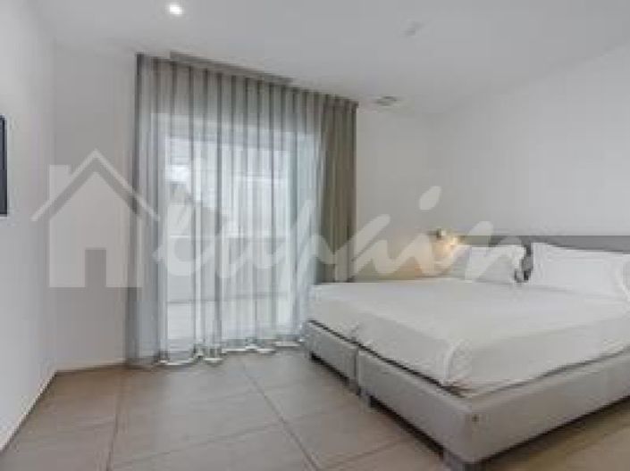 Image No.20-2 Bed Apartment for sale